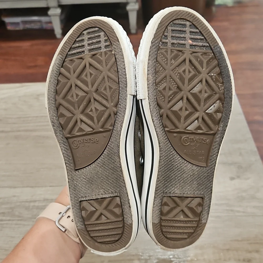 Converse All💥Star Olive Green youth's Size 13